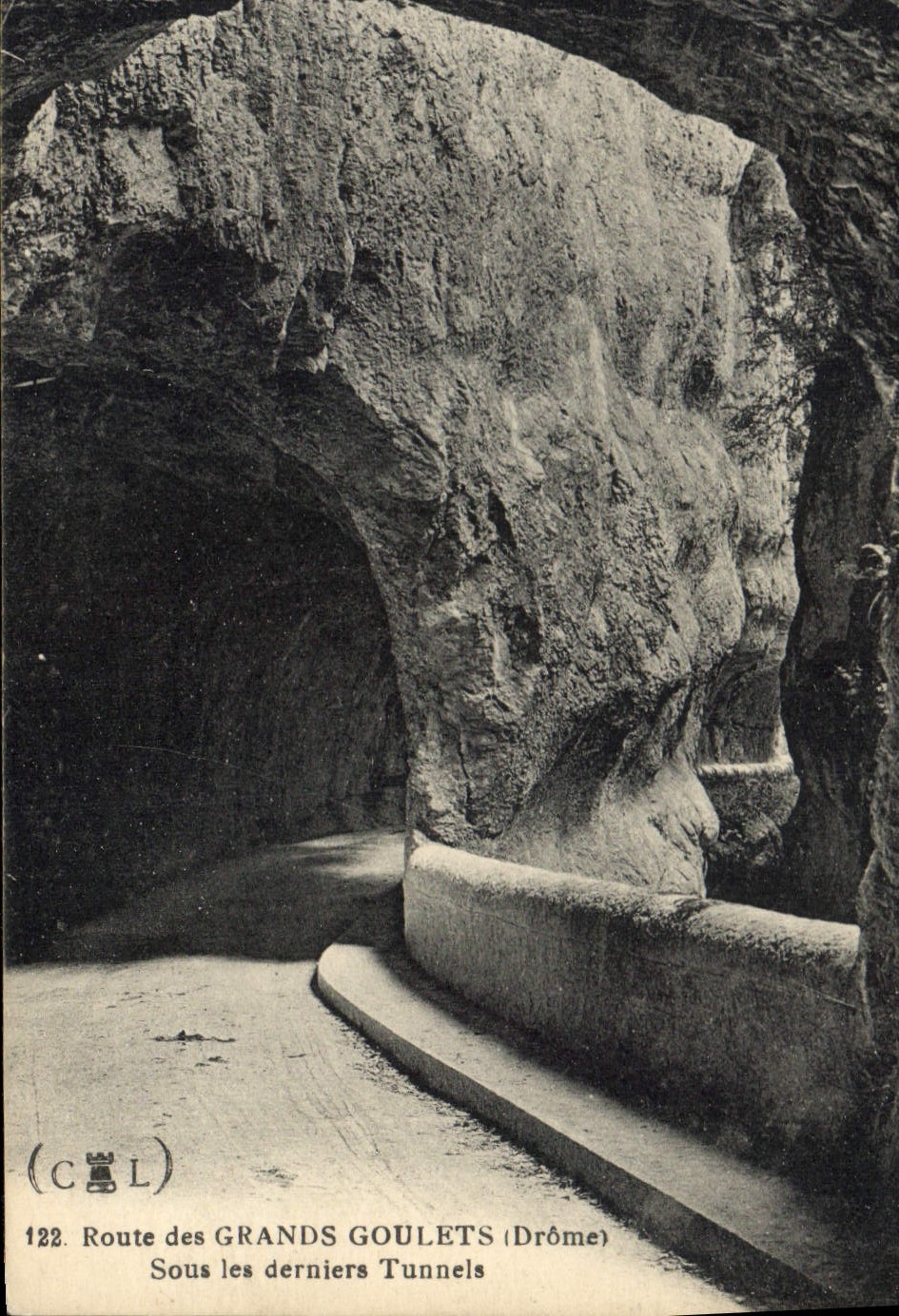 Route des Grands Goulets (Drôme) — Sous les derniers tunnels — CIL n°122