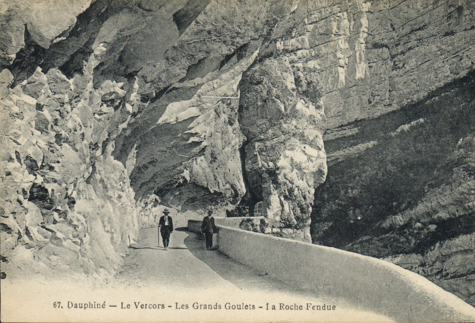 Le Vercors — Les Grands Goulets — La Roche Fendue — Dauphiné — n°67