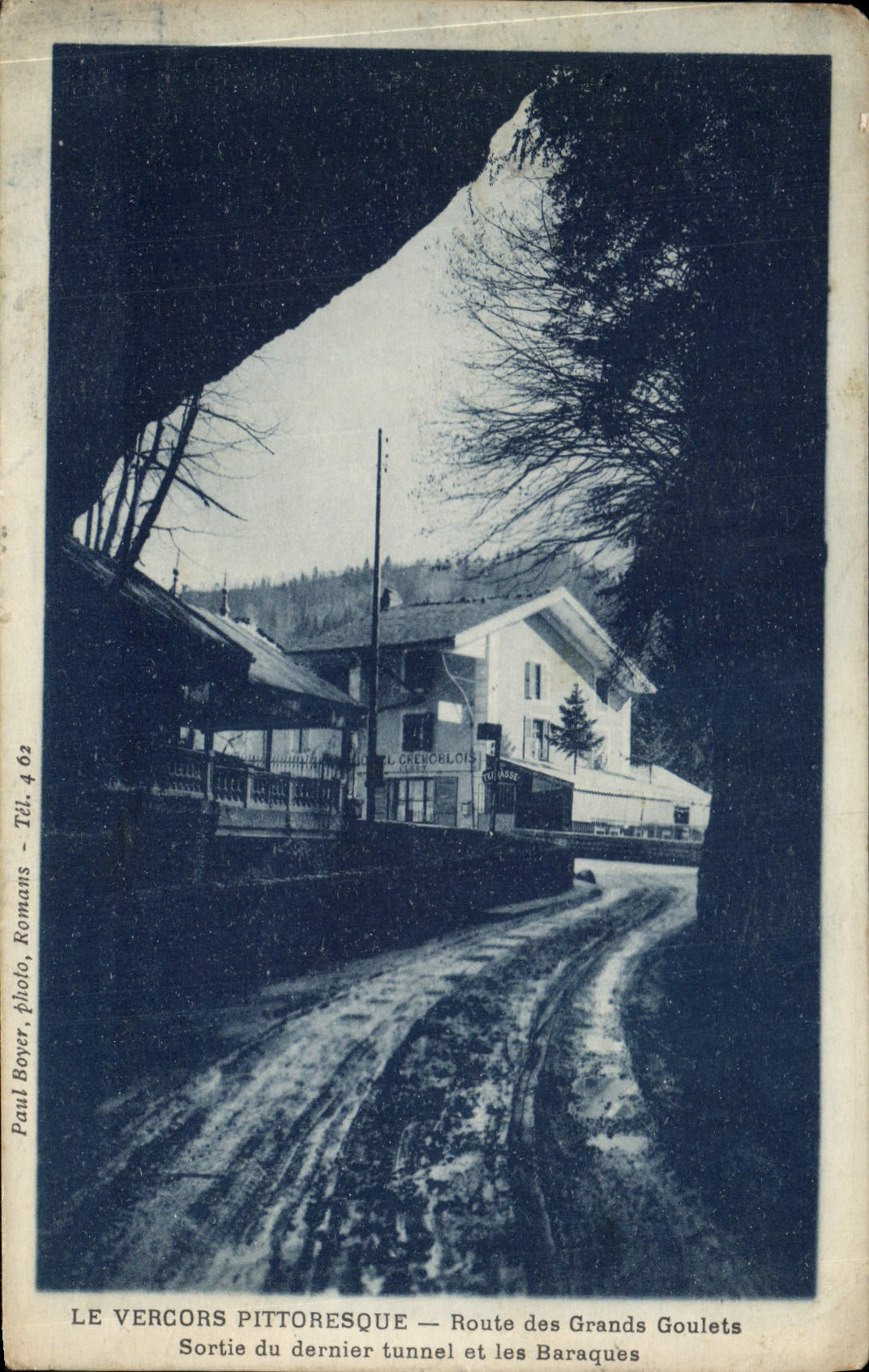 CPA Le Vercors Pittoresque Route des Grands Goulets Sortie du Dernier tunnel et les Baraques