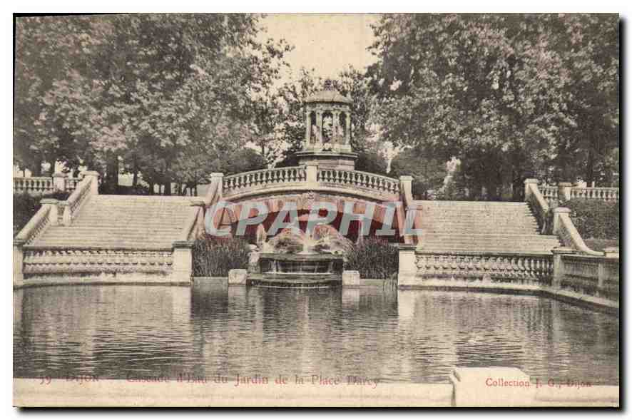 CPA Dijon Cascade d'Eau du Jardin de la Place Darcy 