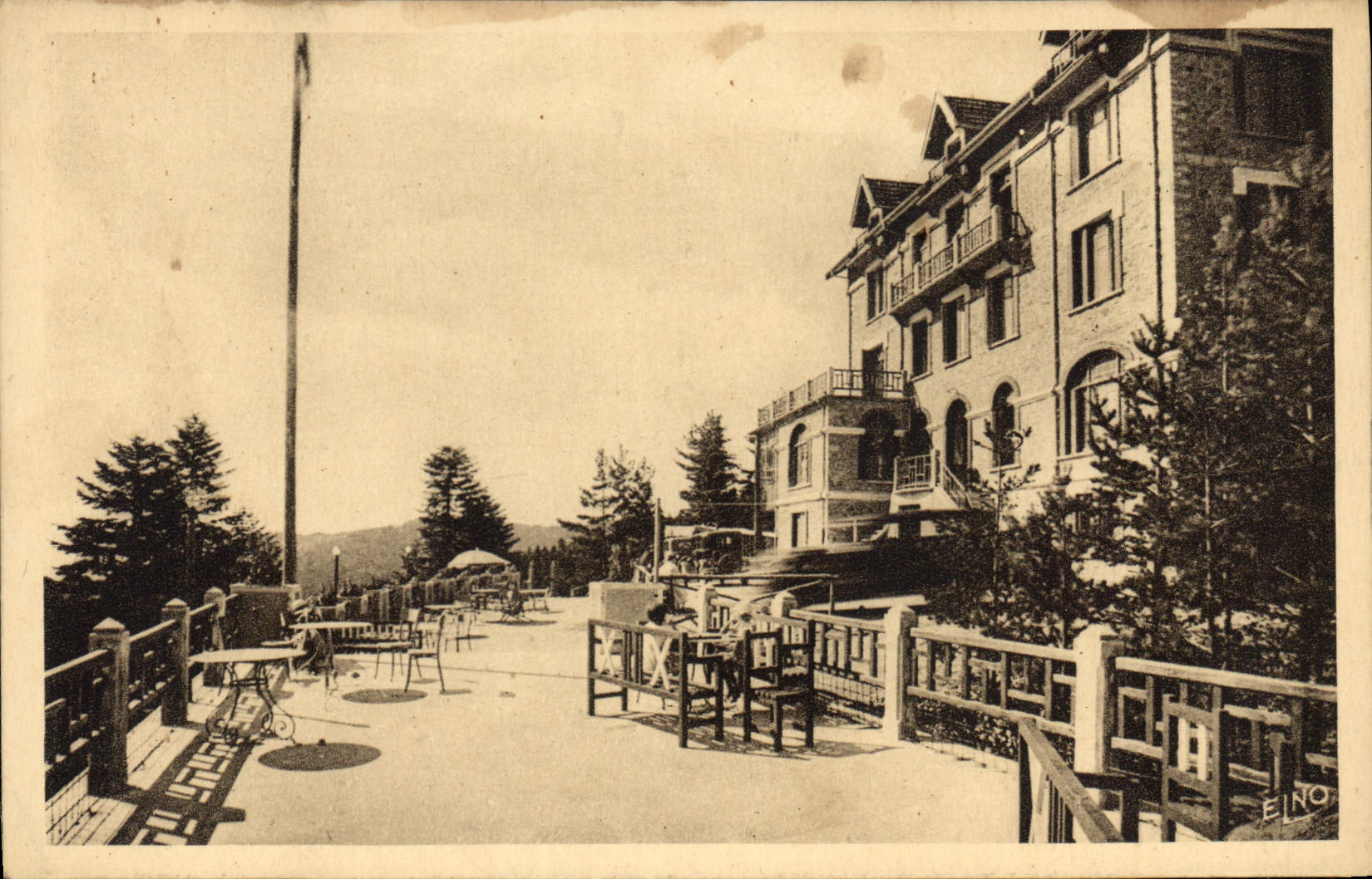 Hôtel du Mont Besset — Station de villégiature, de cure d'air et d'altitude — Édition d'Art Léon Margerit