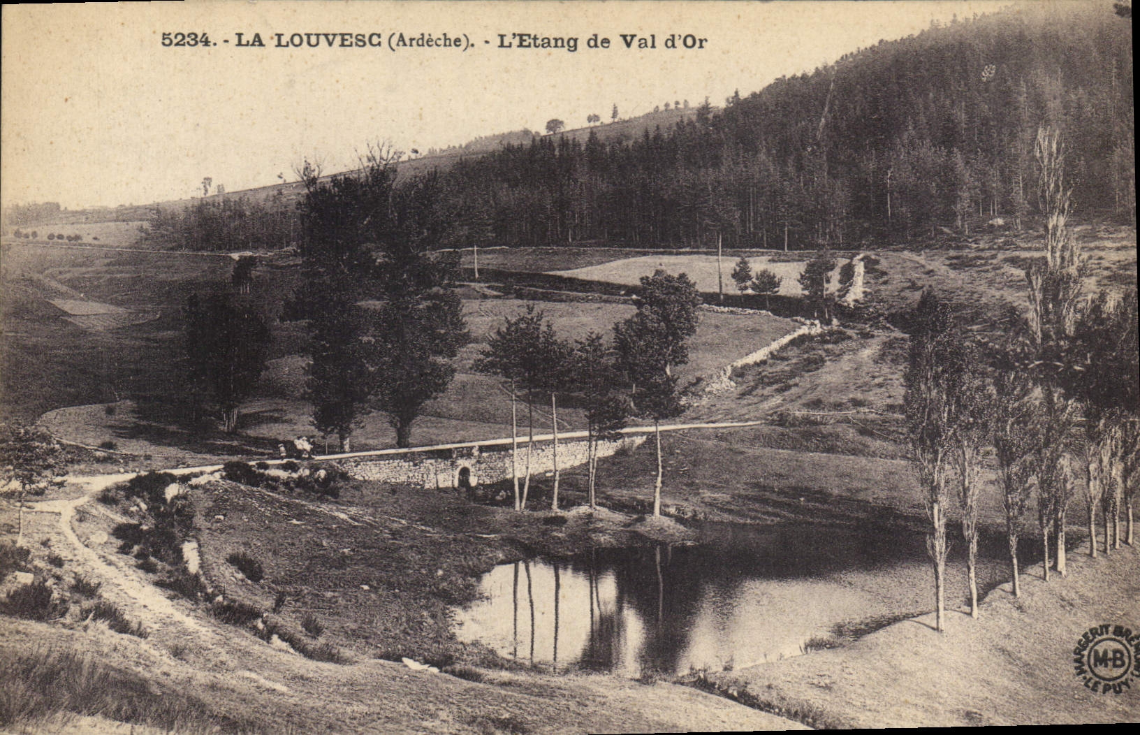 LA LOUVESC (Ardèche) — L'Étang de Val d'Or — éditeur M.B. (MARCHOT & PUTY)
