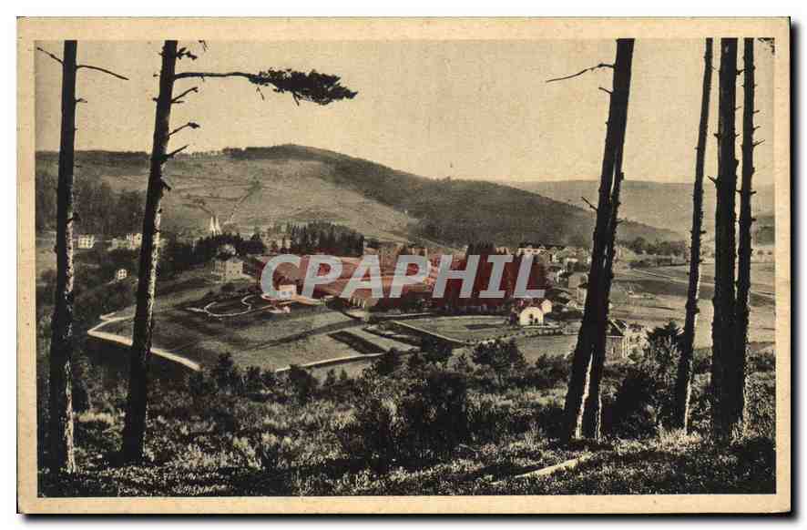 La Louvesc (Ardèche) — Vue générale et Fontaine Saint-Régis — Hôtel des Gérait — éditeur Héloïse Gravure & Fils, n°4