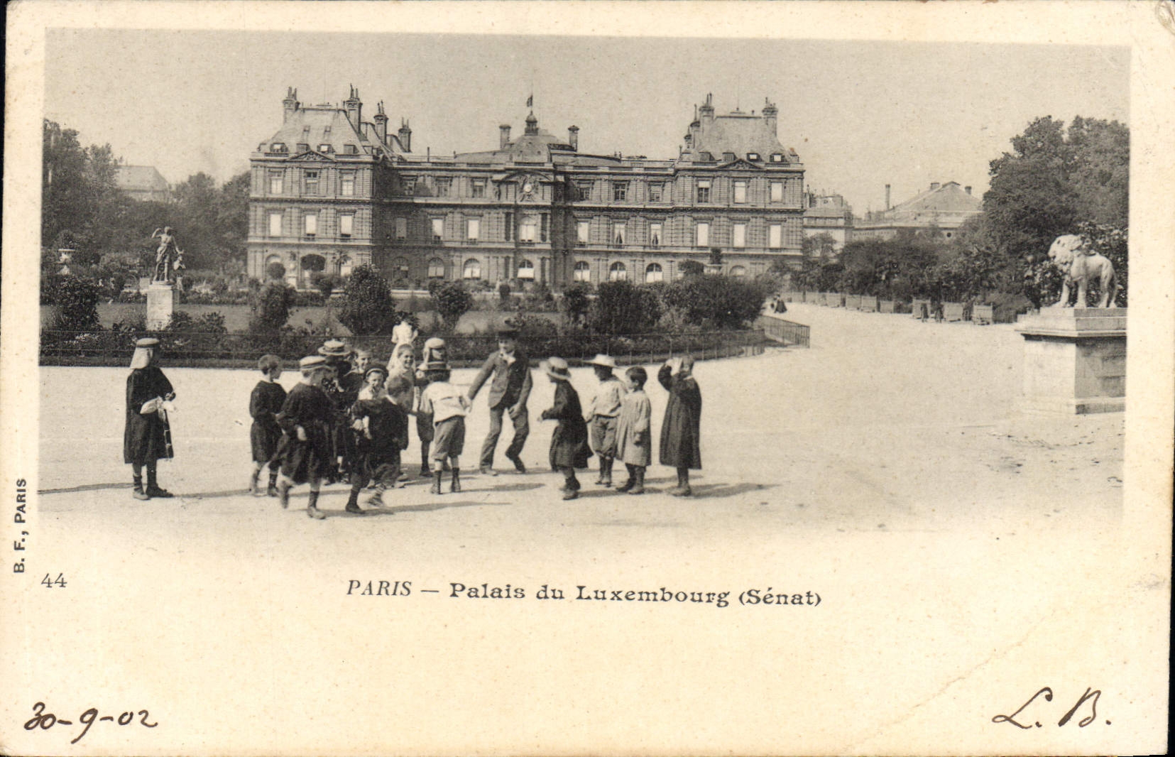 CPA Paris Palais du Luxembourg (Senat) Enfants