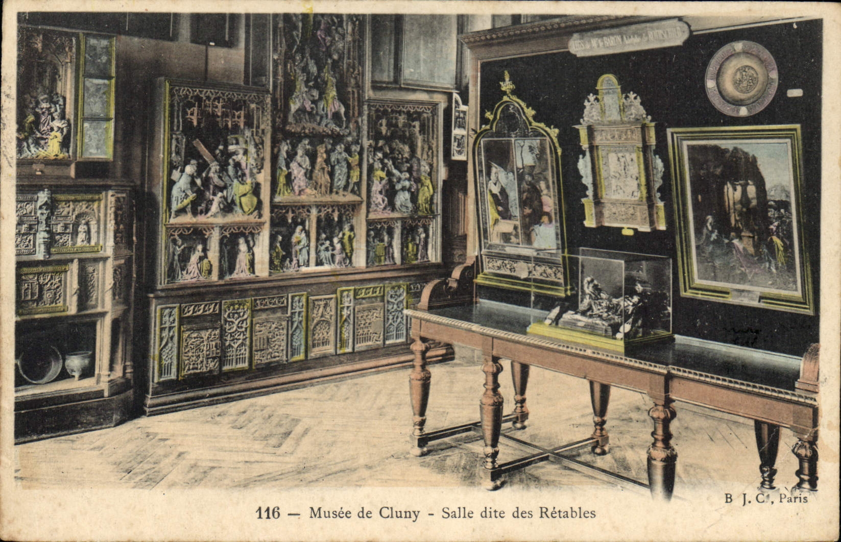 CPA Paris Musee de Cluny Salle dite des Retables