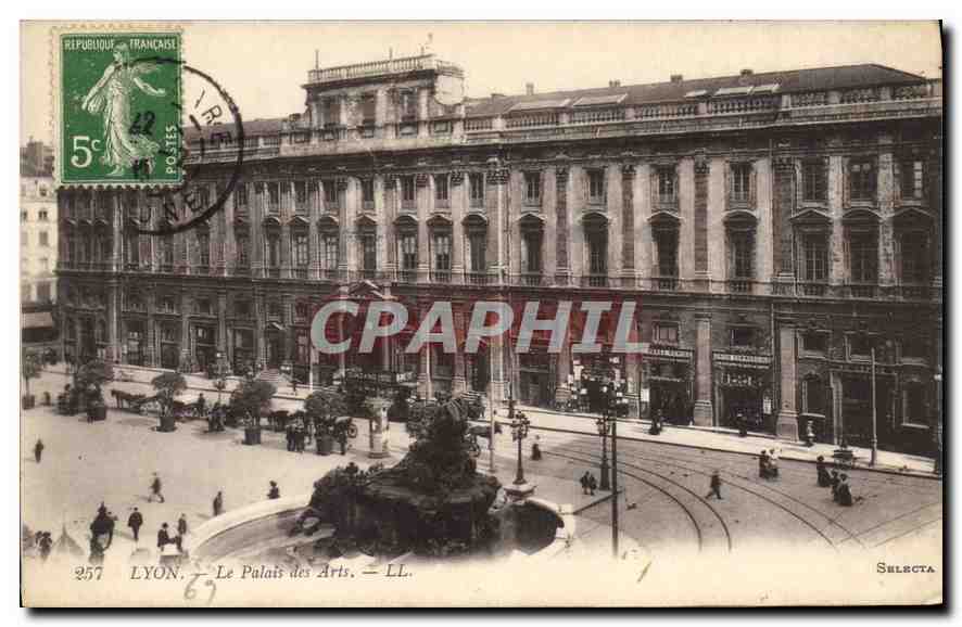 CPA Lyon Le Palais des Arts