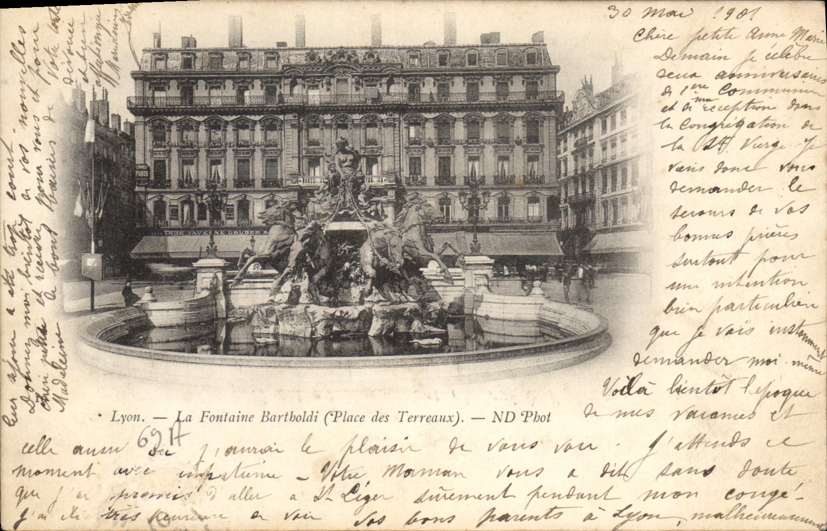 CPA Lyon La Fontaine Bartholdi (Place des Terreaux)