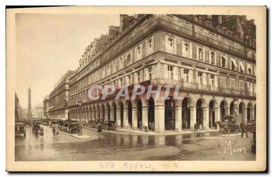CPA Paris A l'angle des rues de Castiglione et de Rivoli