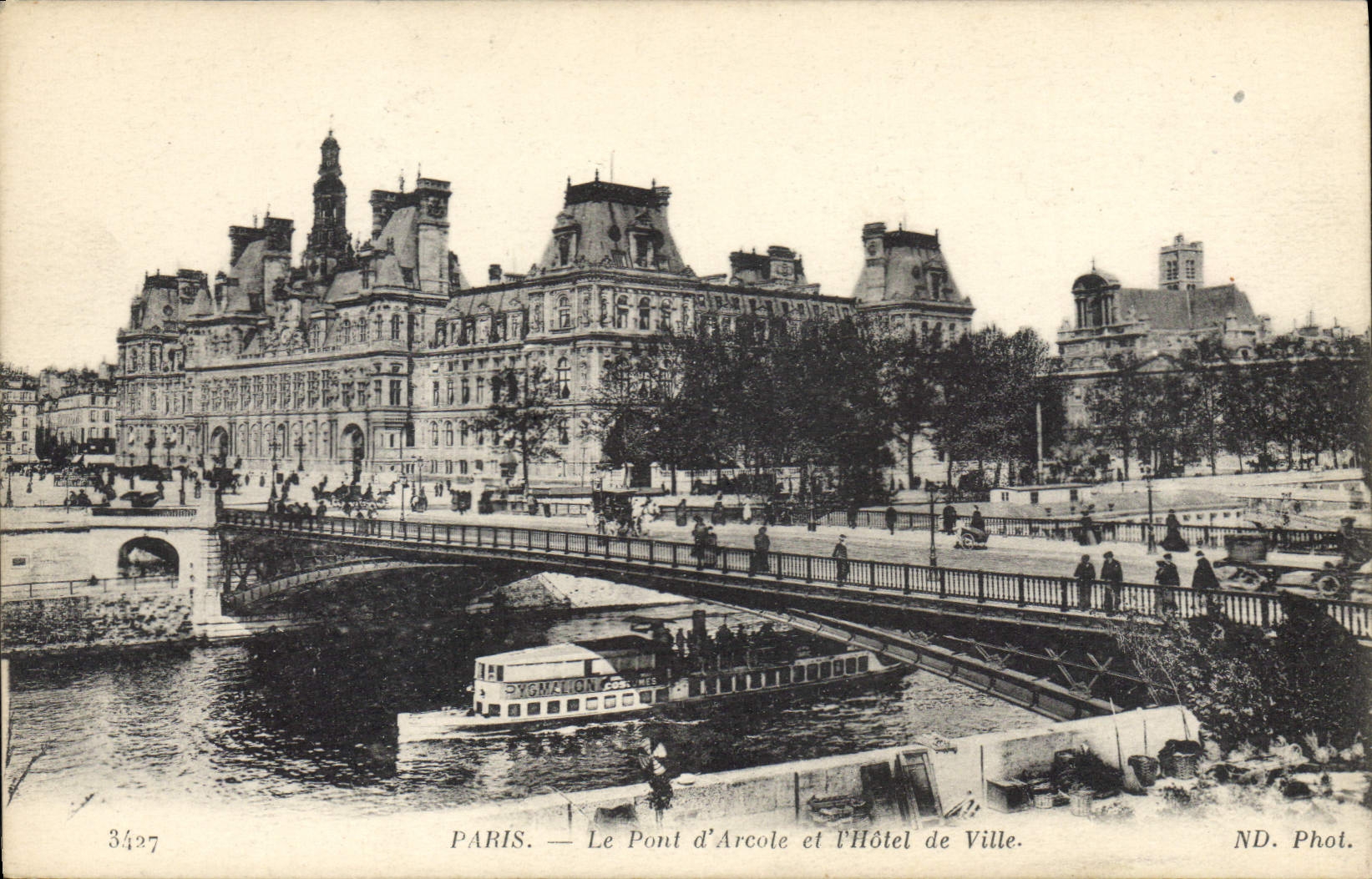 CPA Paris Le Pont d'Arcole et l'Hotel de Ville