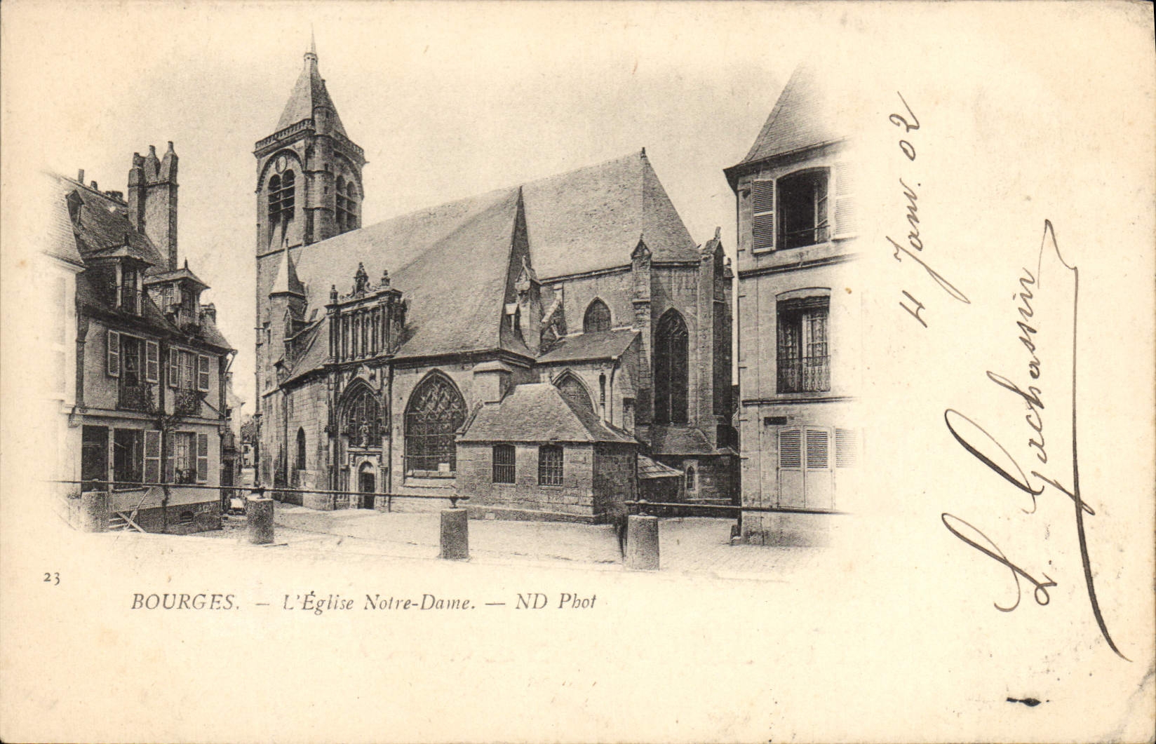 CPA Bourges L'Eglise Notre Dame
