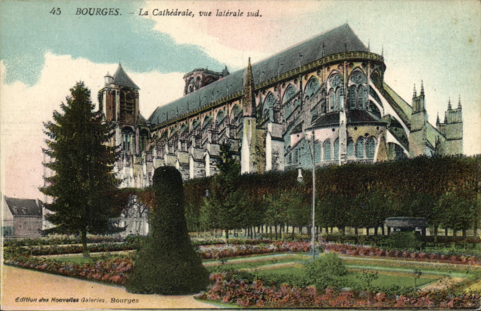 CPA Bourges La Cathedrale vue laterale sud