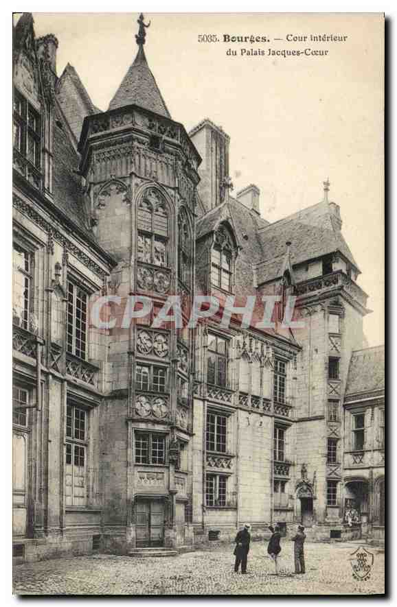 Bourges — Cour intérieure du Palais Jacques-Cœur — éditeur CPAPHIL, n° 5005