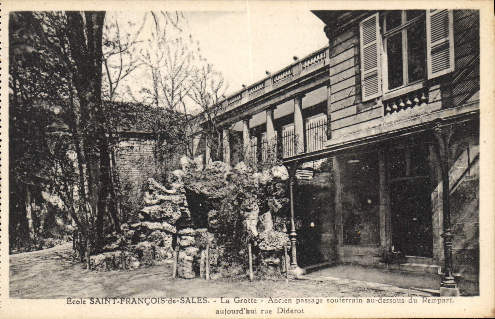 CPA Ecole Saint Fracois de Sales La Grotte aujourd'hui rue Diderot