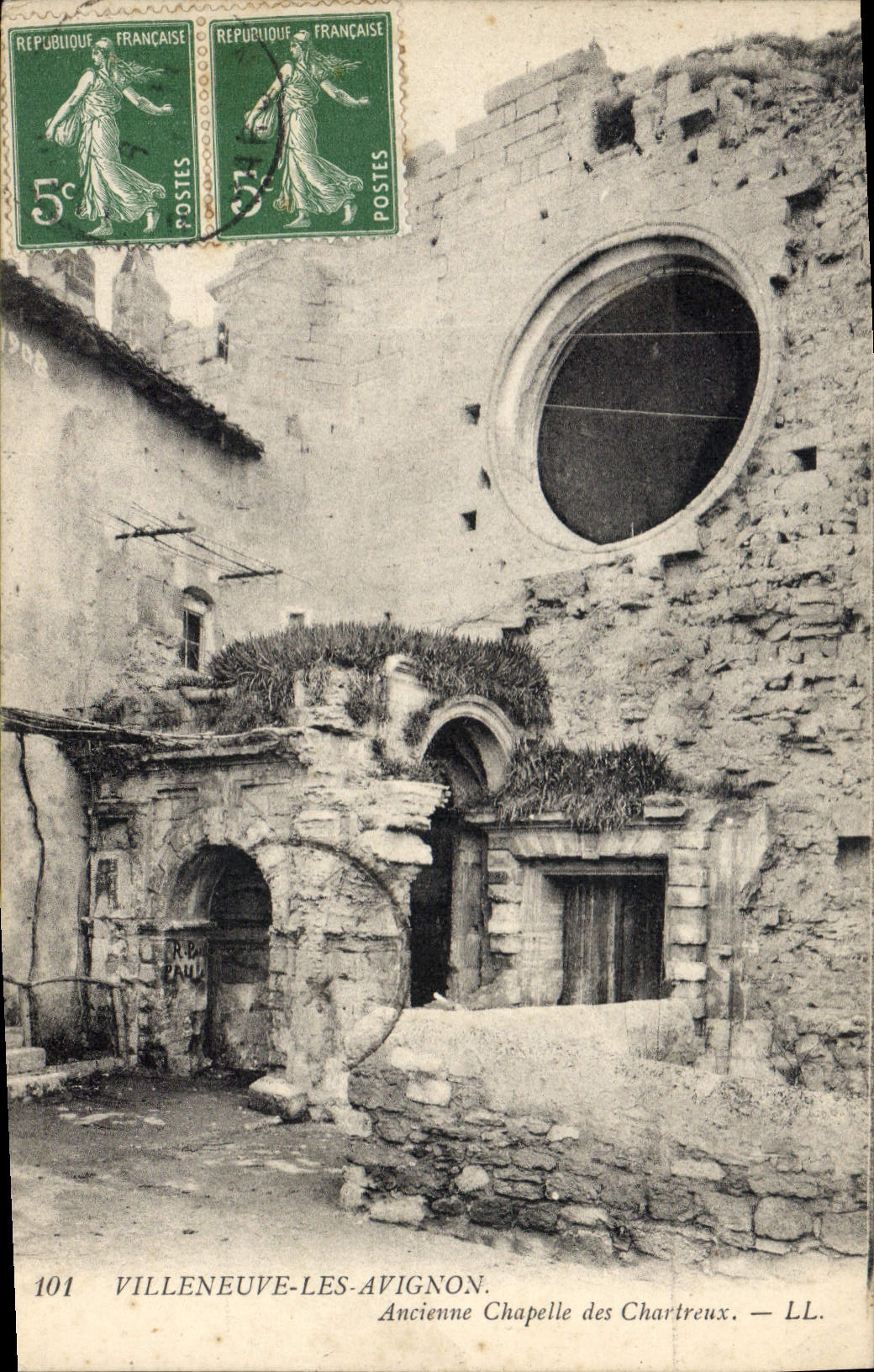 CPA Villeneuve les Avignon Ancienne Chapelle des Chartreux