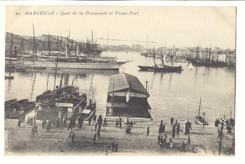 Marseille - Quai de la Fraternité et Vieux-Port — éditeur non identifié, n° de série 22
