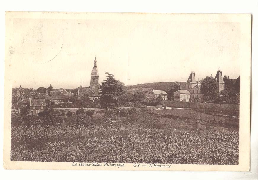 La Haute-Sabine Pillloresque — Vue panoramique avec église et château — GY — L’Eminence