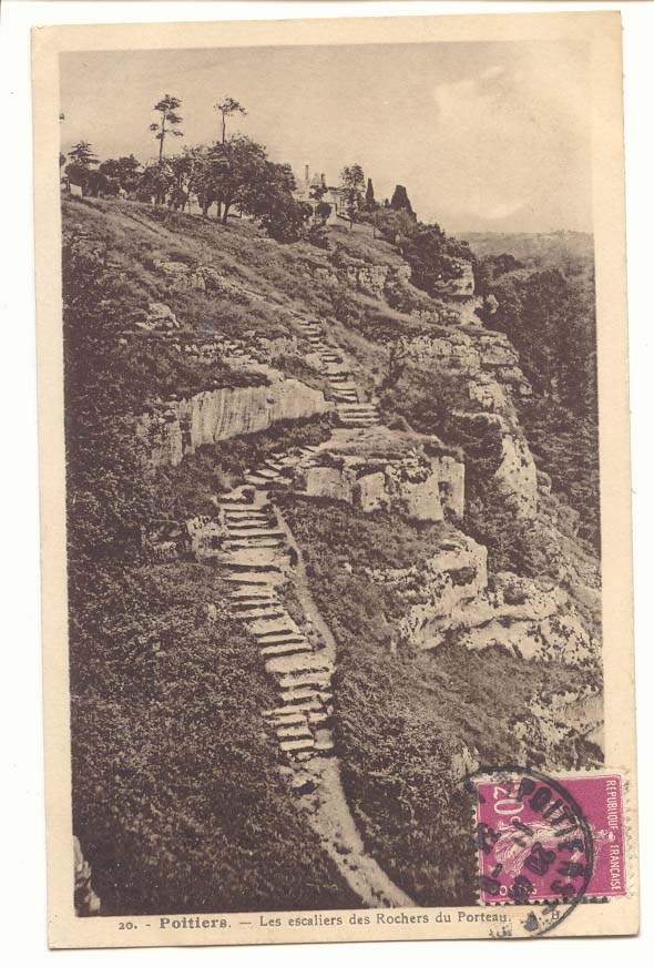 Poitiers — Les escaliers des Rochers du Porteau — Réf. 20