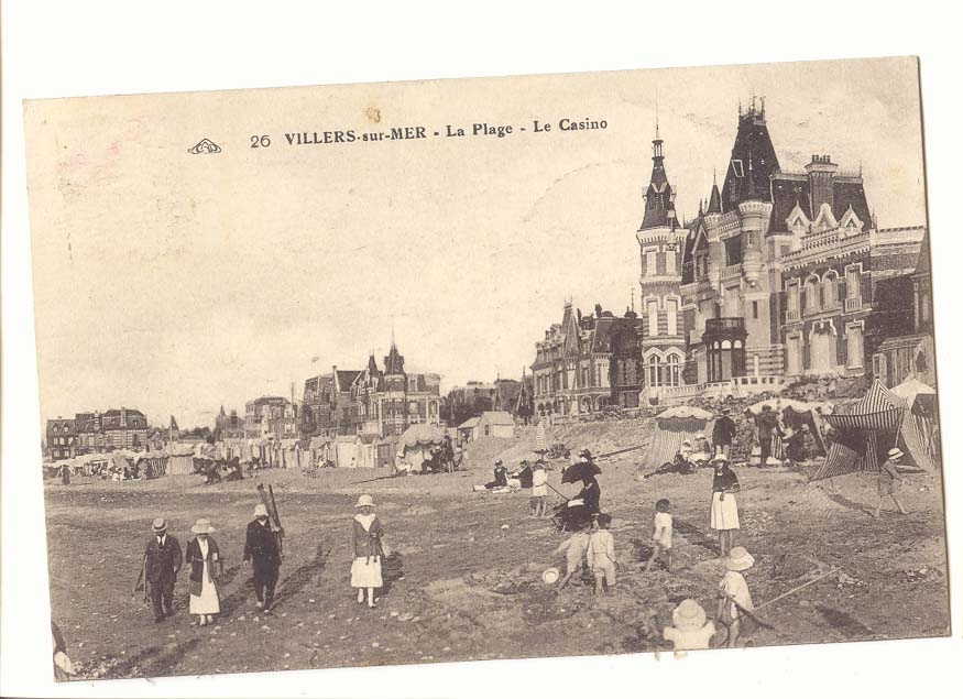 Villers-sur-Mer - Die Strandpromenade - Das Casino