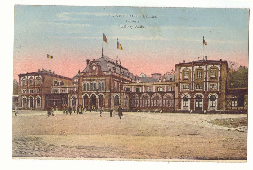 Allemagne Neustadt CPA Bahnhof La gare