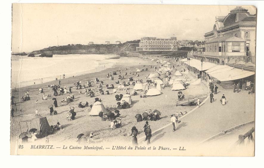 Biarritz CPA Le casino municipal L'hotel du palais et le phare (lighthouse)