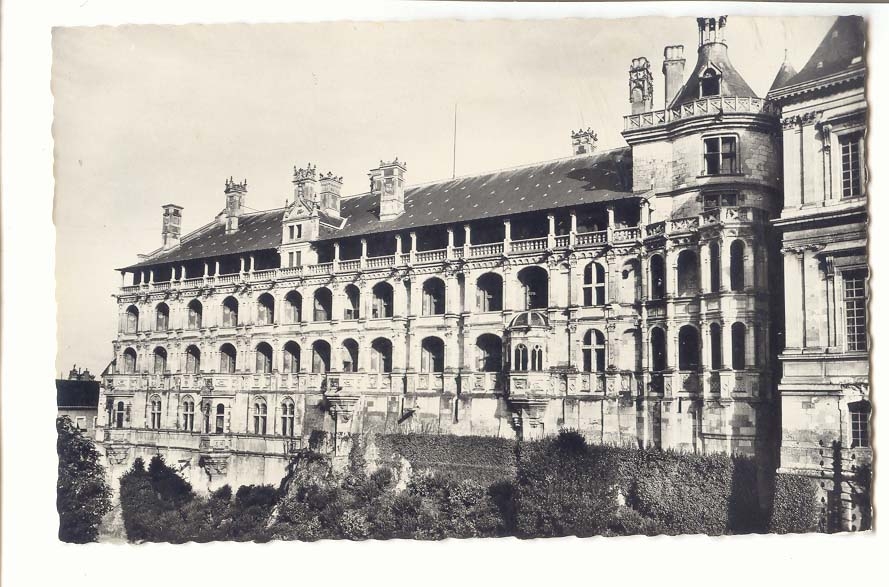 Blois CPM Chateau La facade des loges style Renaissance italienne