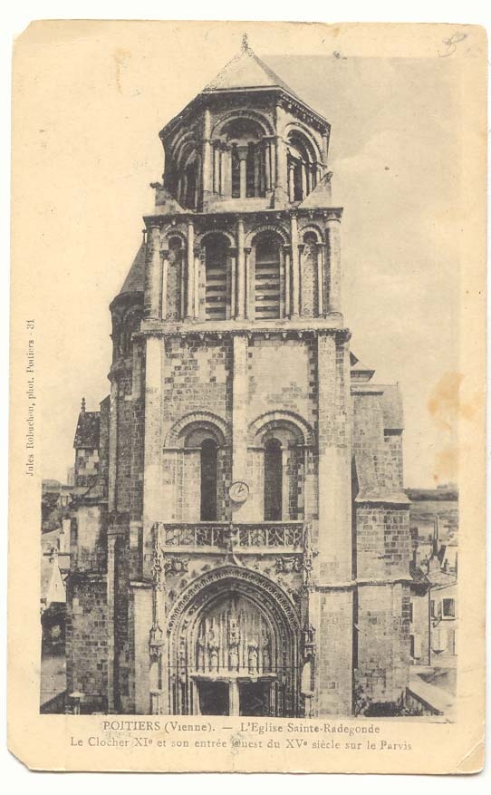 Poitiers CPA L'eglise Saitne Radegonde 