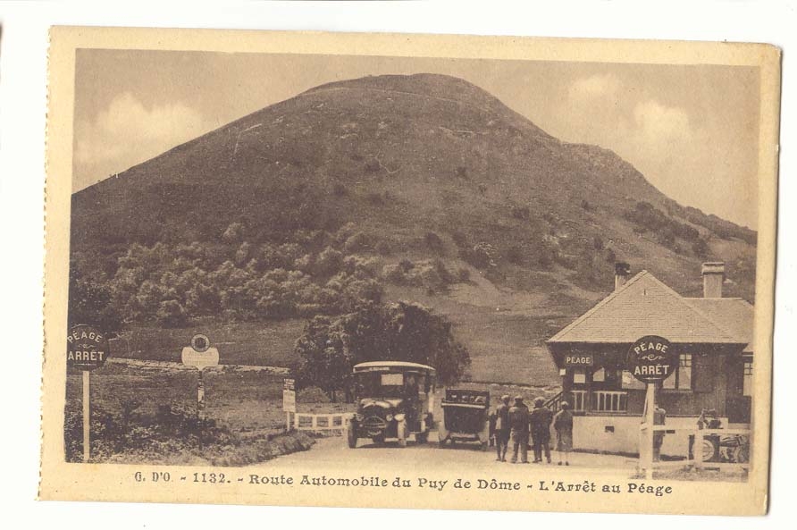 Route Automobile du Puy de Dôme - L'Arrêt au Péage — G. D'O, n° 1132