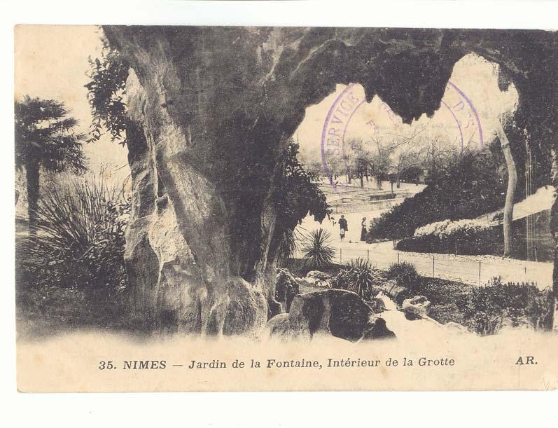 Nimes CPA Jardin de la fontaine interieur de la grotte