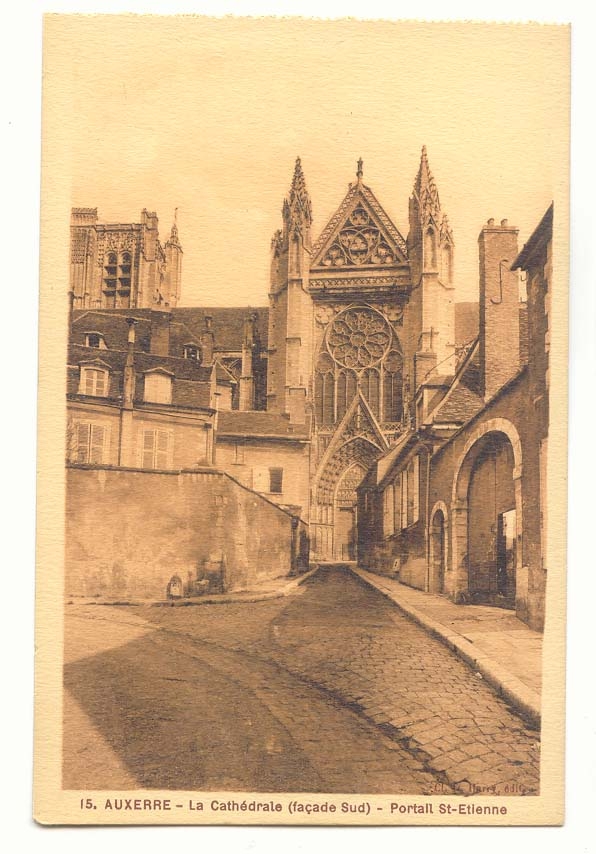 Auxerre - La Cathédrale (façade Sud) - Portail St-Etienne