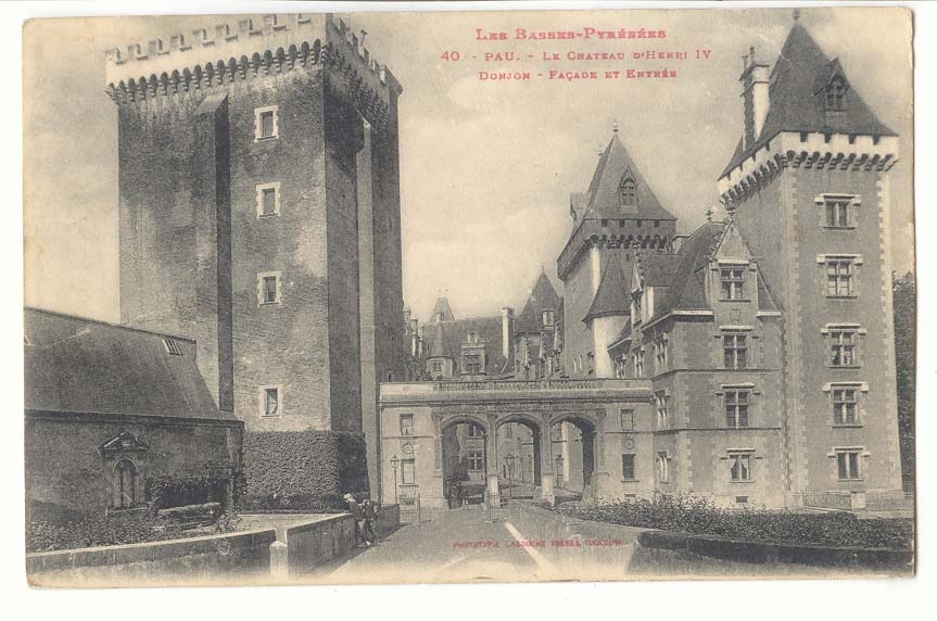 Pau - Schloss Henri IV - Fassade und Eingang