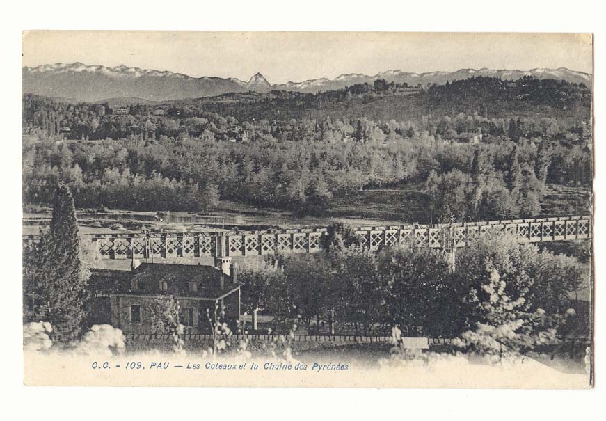Les Coteaux et la Chaîne des Pyrénées — C.C. - 109, PAU