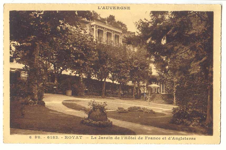 L´auvergne CPA Royat Le jardin de l'hotel de France et d'Angleterre