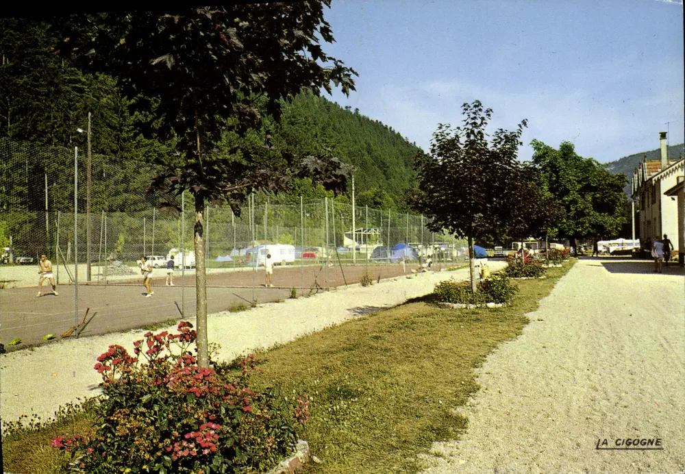 Tennisplätze des kommunalen Campingplatzes — Nantua — Éditions La Cigogne - Vorderseite