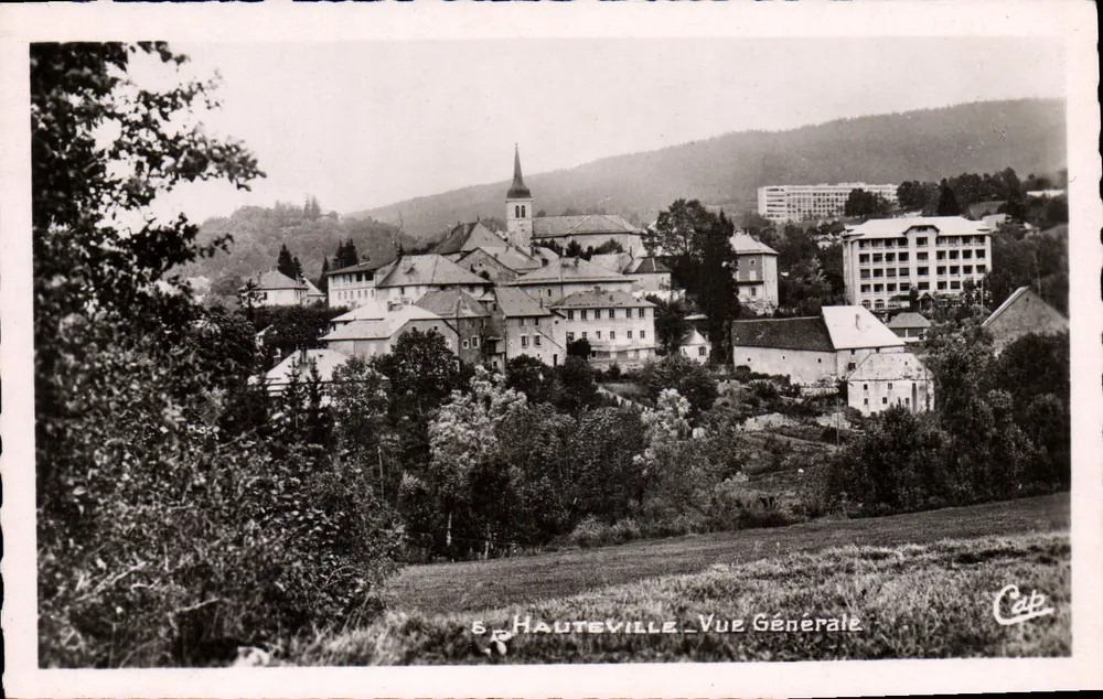 Hauteville — Algemene Uitzicht — Cap - Voorkant