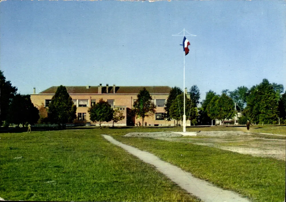 O Plateau das Cores — Sissonne (Aisne) — Edições Nardon - Frente