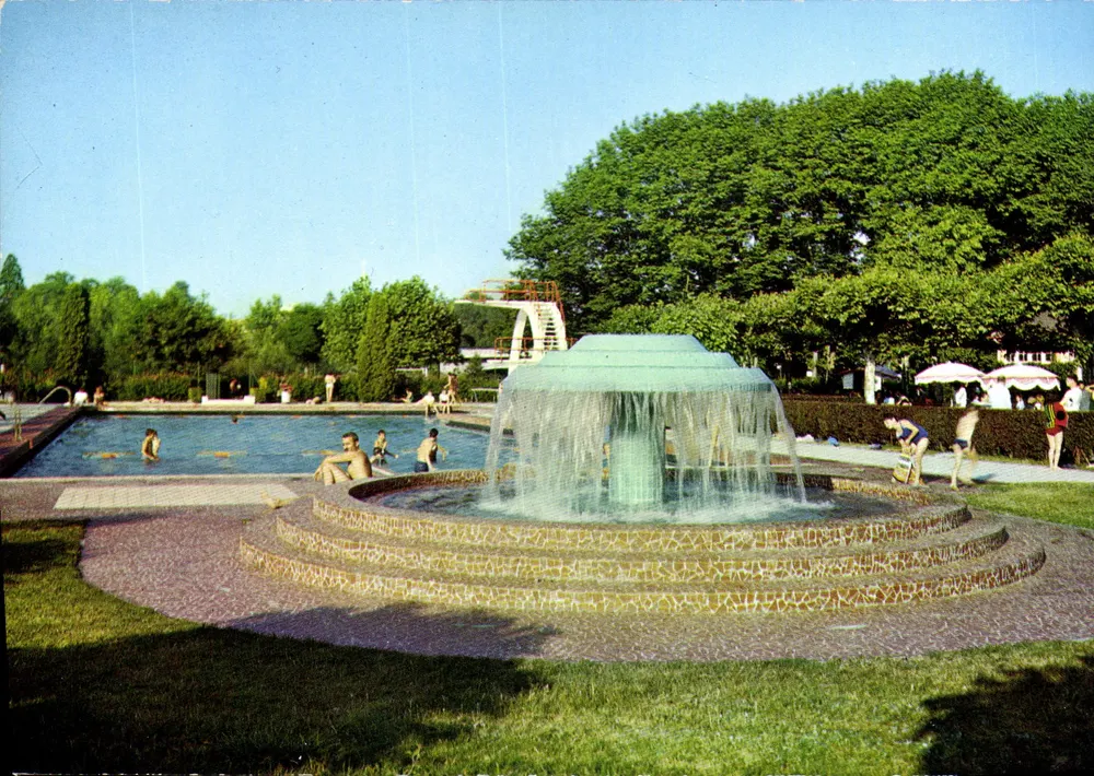 Vichy (Allier) — Schwimmbad des Sporting — Verlag Écécécol - Vorderseite