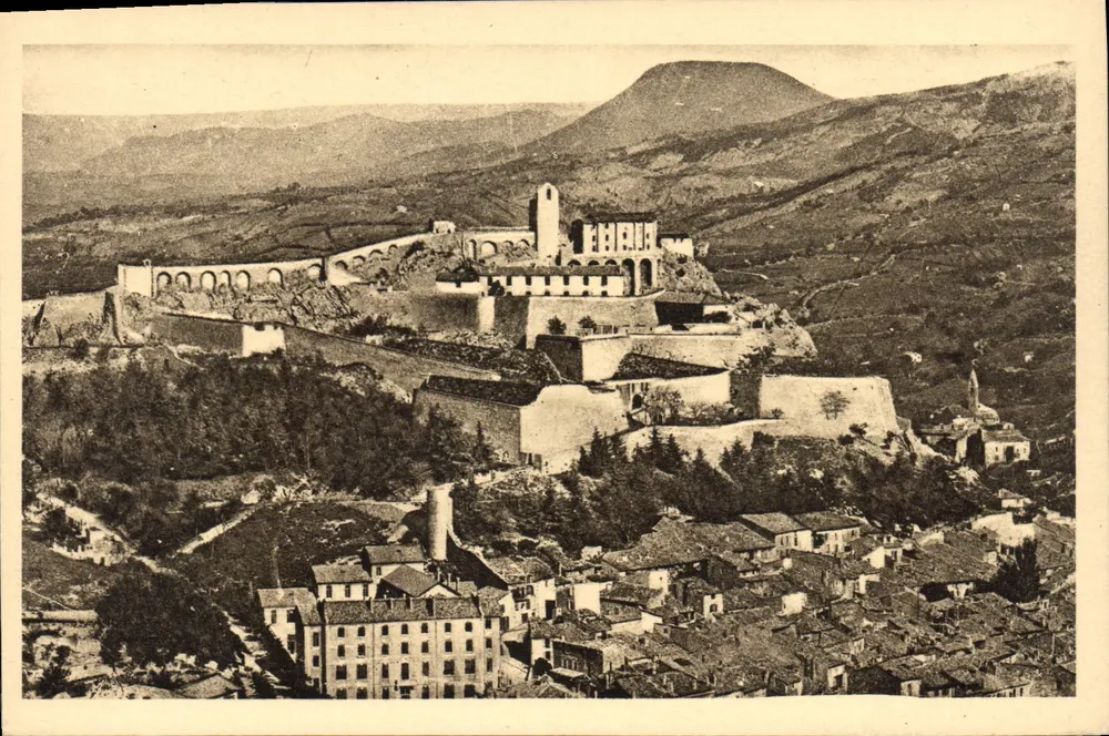 Sisteron — Der Bergfried — Verlag der Modernen Bibliothek A. Clergè - Vorderseite