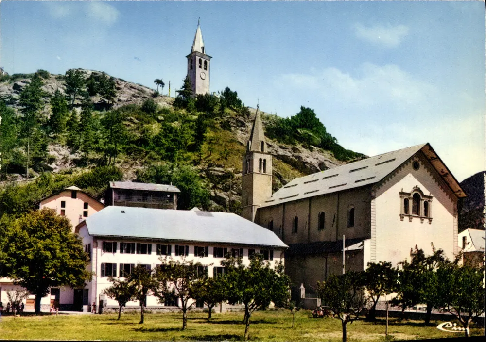Jausiers (Alpes-de-Haute-Provence) — Die Kirchtürme — Verlag Cimf - Vorderseite