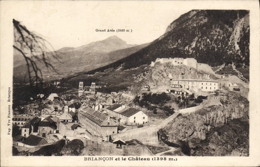 Briançon et le Château (1398 m.) — Grand Aréa (2868 m.) — Pap Vve Francon Briançon - Recto