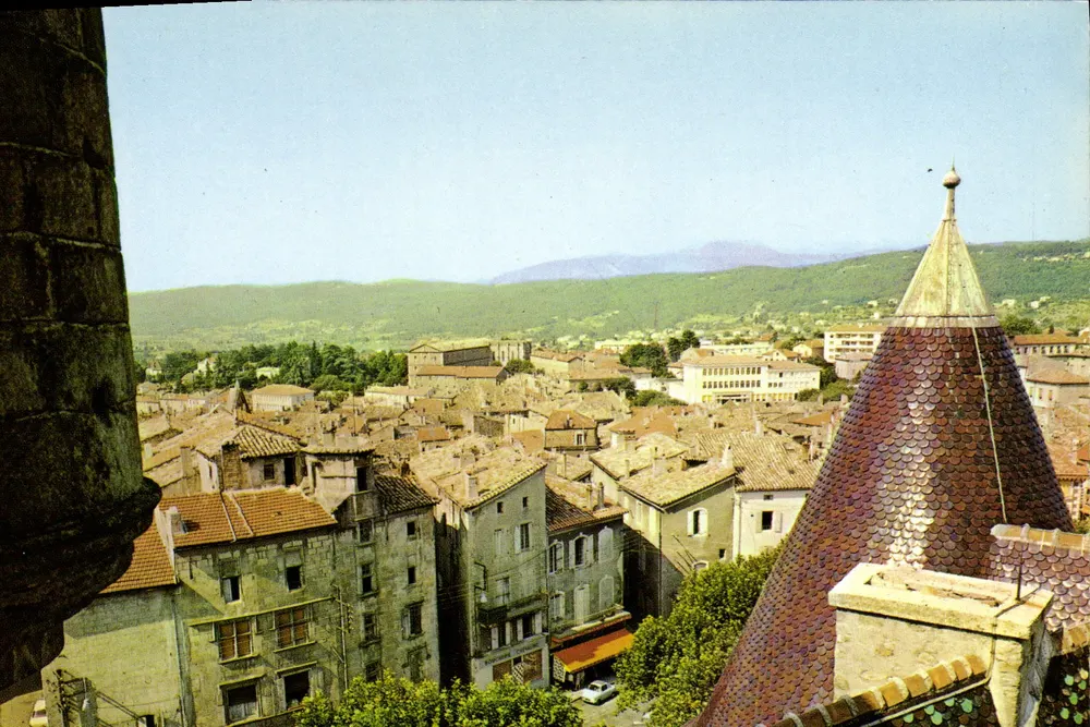 Aubenas (Ardêche) — Vista Geral — Edições La Cigogne, Grenoble - Frente