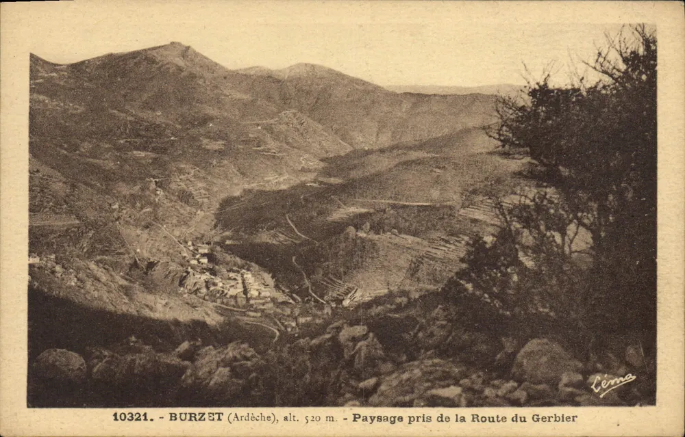 Burzet (Ardèche) — Paysage pris de la Route du Gerbier — Léma, n° 10321 - Recto