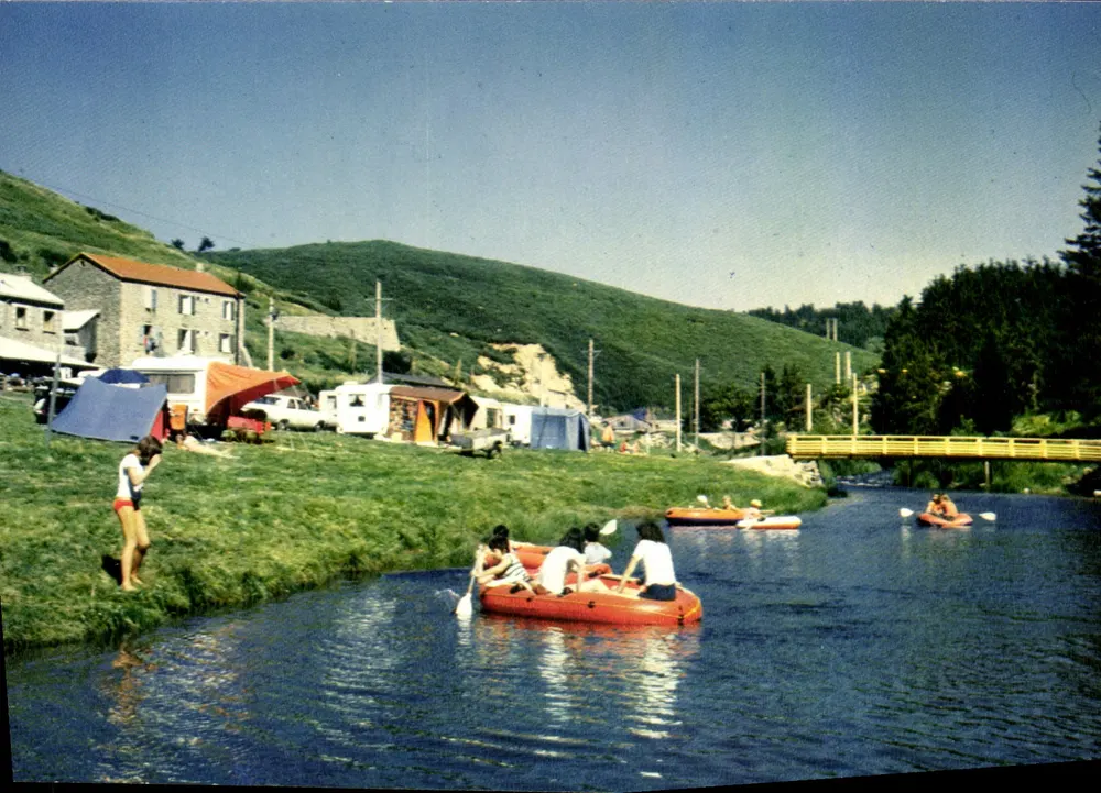 Camping 'Moulin du Rayol' — Lavilatte - 07 LANARCE — IRIS - Vorderseite