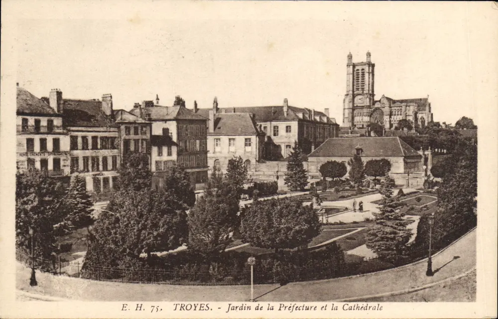 Troyes - Garten des Präfekten und die Kathedrale — E. H. 75, Éditions E. Harmignies - Vorderseite
