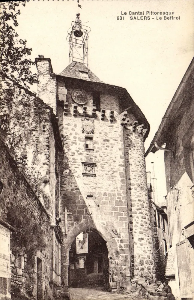 Salers - O Sino da Cidade — editor B. Labore - Aurillac, n° 631 - Frente