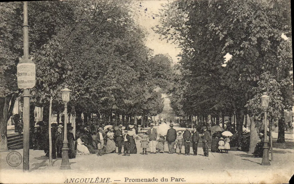 Angoulême — Promenade do Parque — Bertin & Cie - Frente