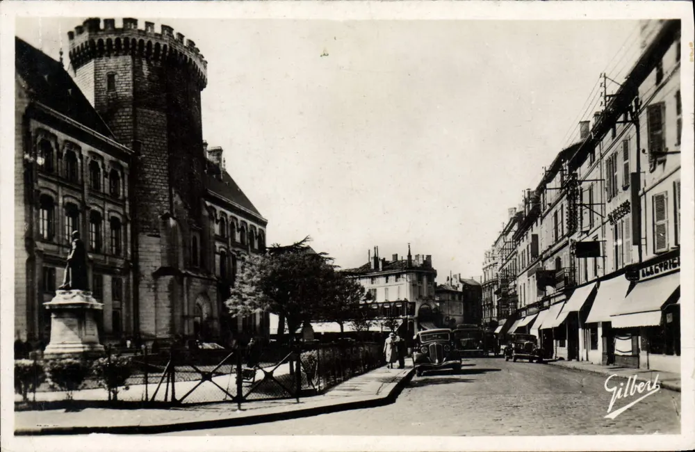 Angoulême — Rue de l'Arsenal — Uitgave A. Gilbert in Jarnac - Voorkant
