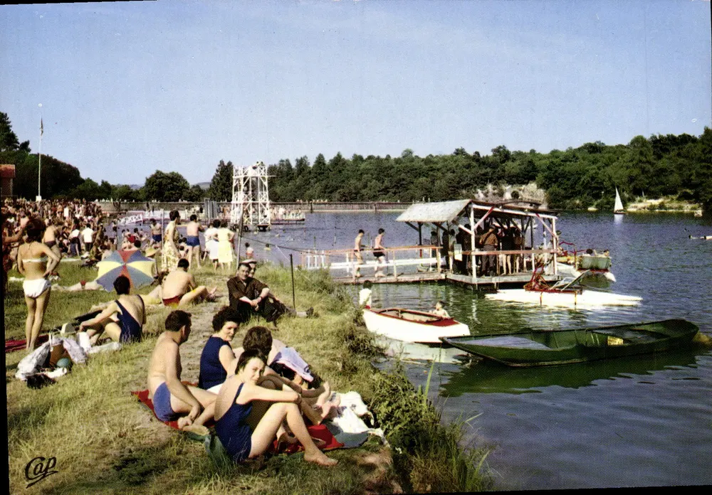 Lago de Pont — Semur-en-Auxois (Côte-d'Or) — EKTACAP - Frente