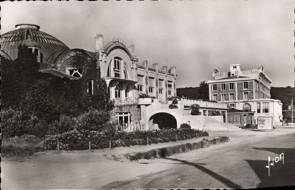 Casino und Grand Hotel de Trestraou — Perros-Guirec (C.-du-N.) — Éditions Véron - Vorderseite