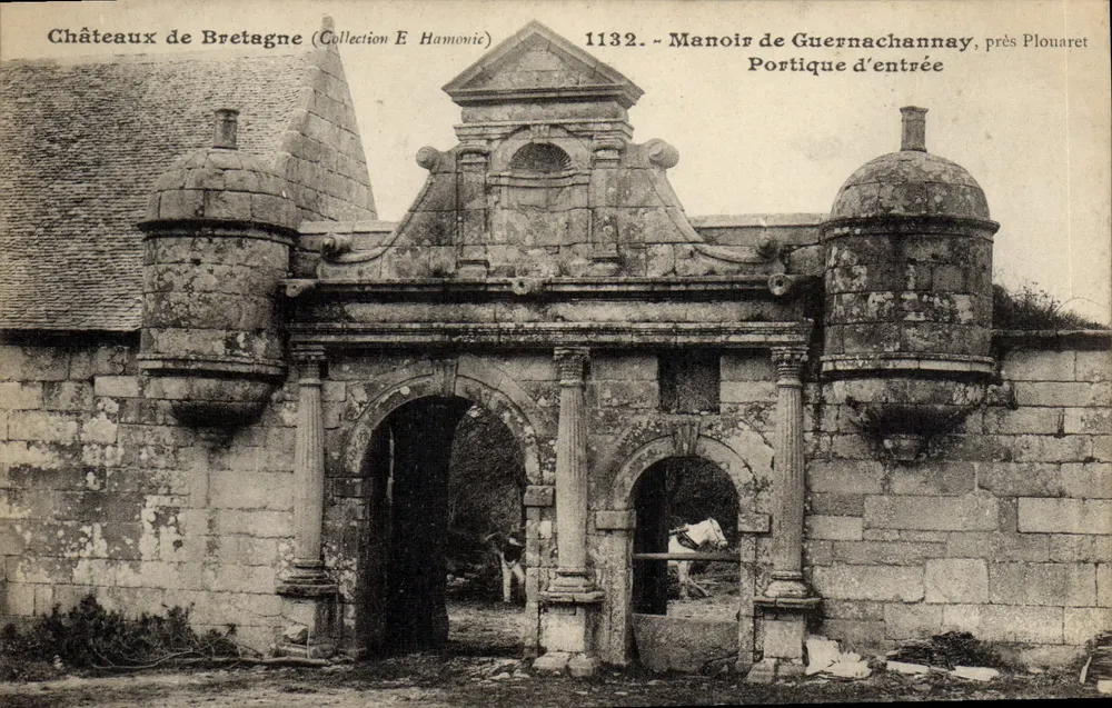 Manor de Guernachannay, Portal de entrada — perto de Plouaret — Coleção E. Hamonic, n° 1132 - Frente