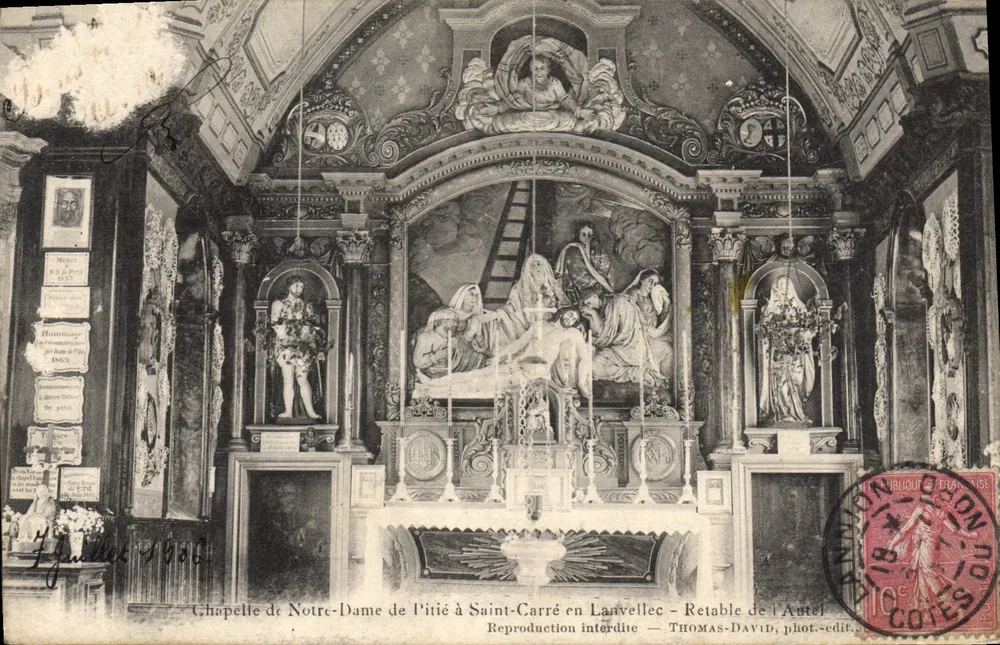 Capela de Nossa Senhora da Piedade em Saint-Carré em Larvèllec — Retábulo do Altar — THOMAS-DAVID, fot.-edit. - Frente